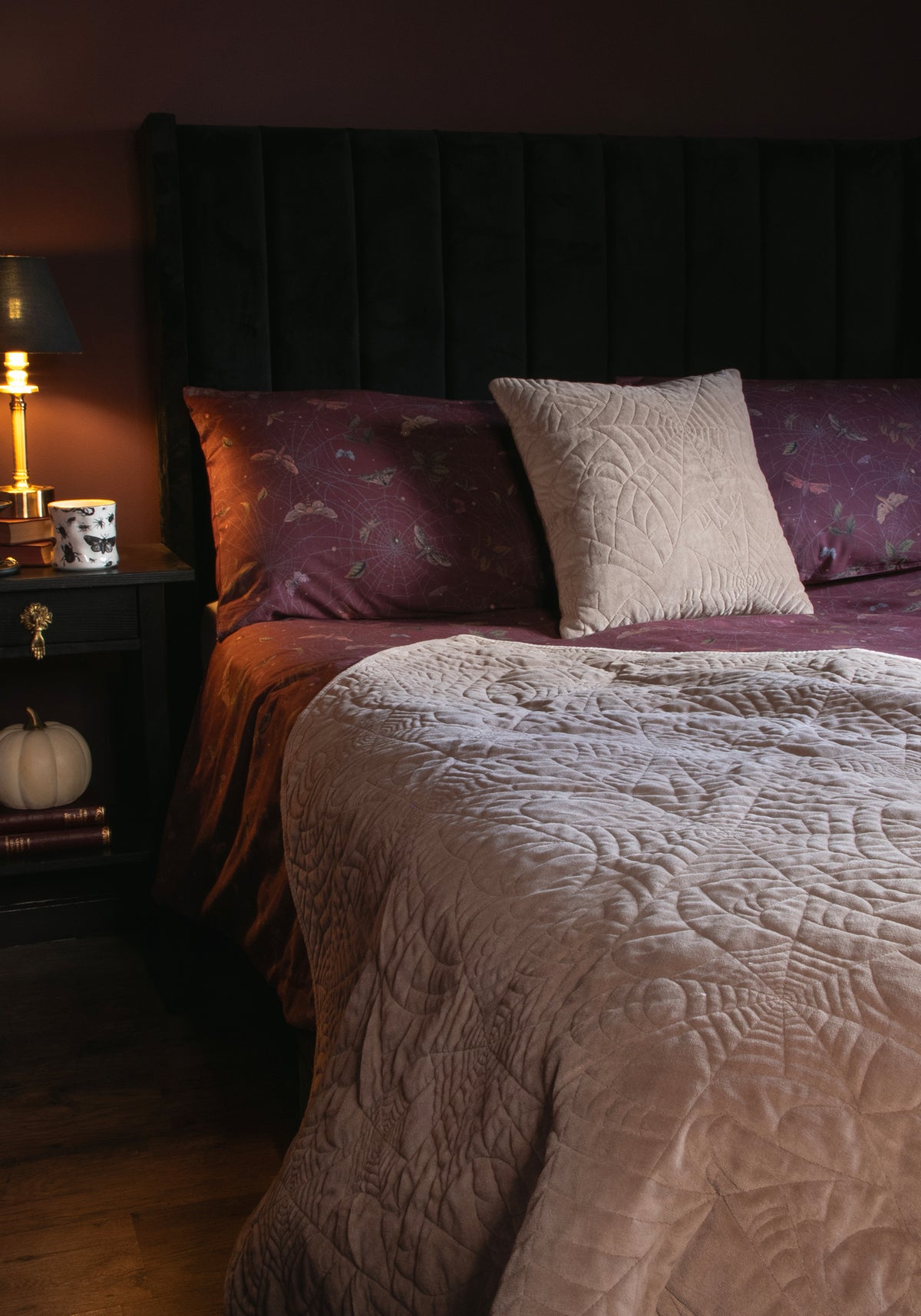 Webwynn Cobweb Gesteppt Decke