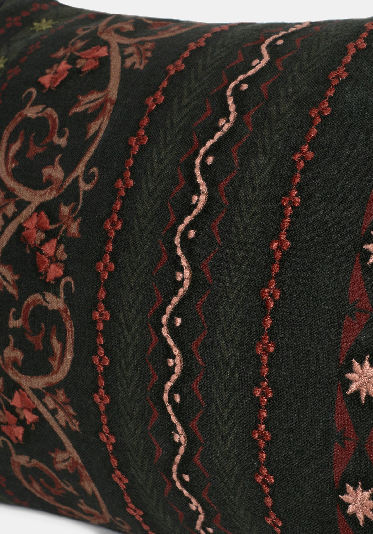 Ashwyn Hexen Tile Rectangle Tassel Kissen