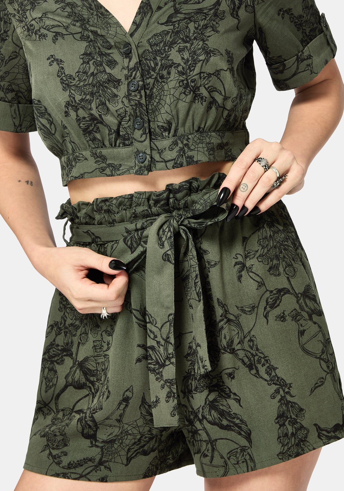 Orla Fingerhut Potion Krawatte Taille Kurz