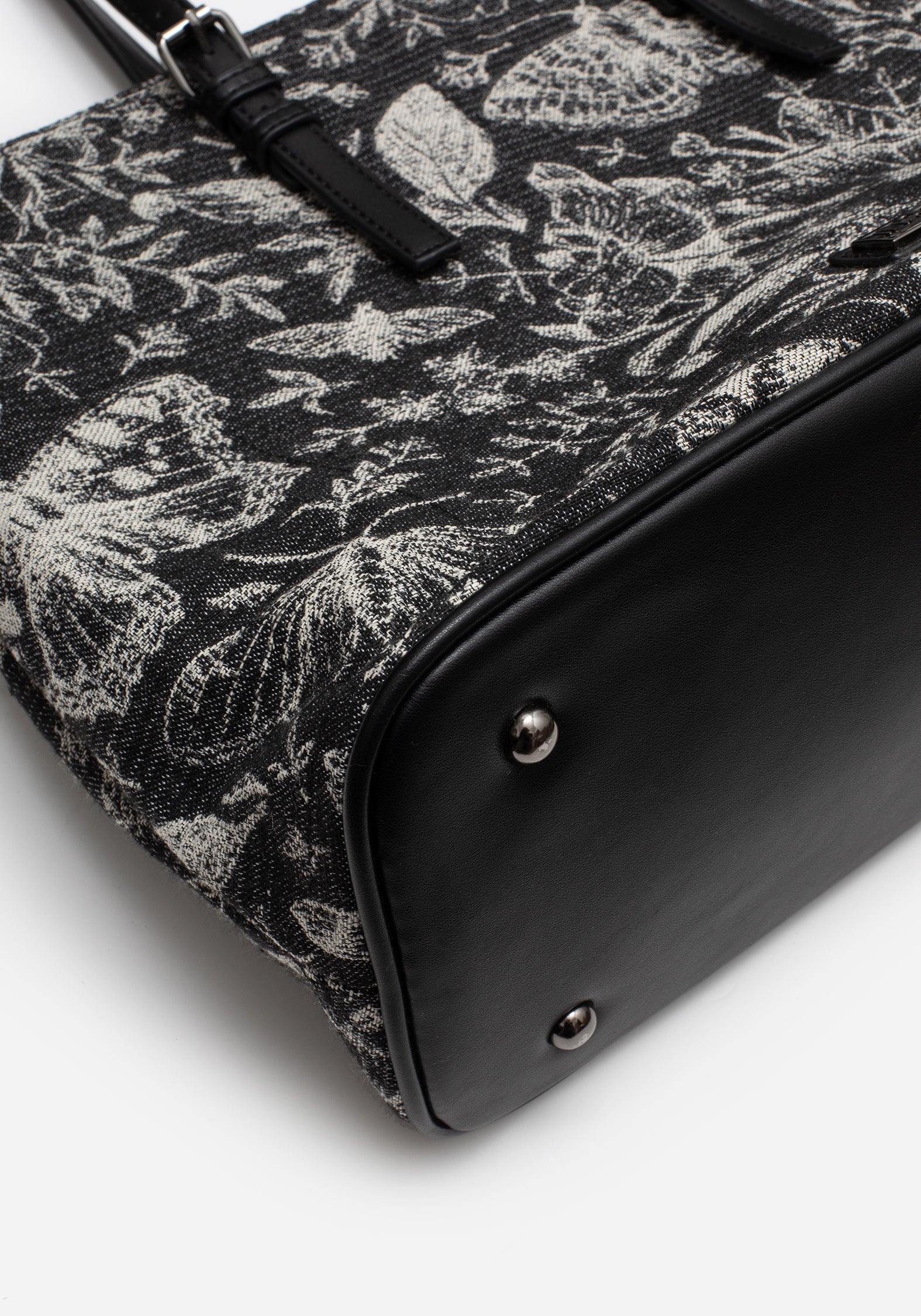 Metamorphosis Schmetterling Blumenmuster Druck Handbag