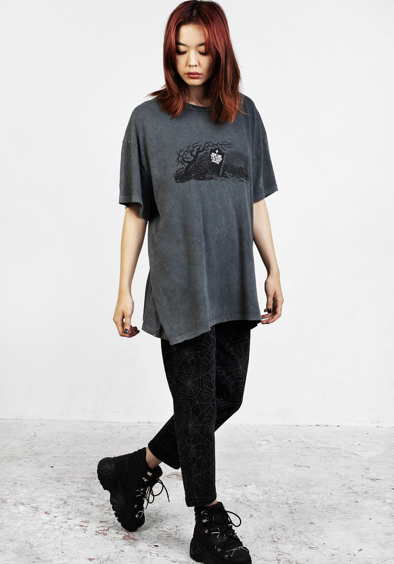 Here Lies Grau Säure Waschen Oversize T-Shirt
