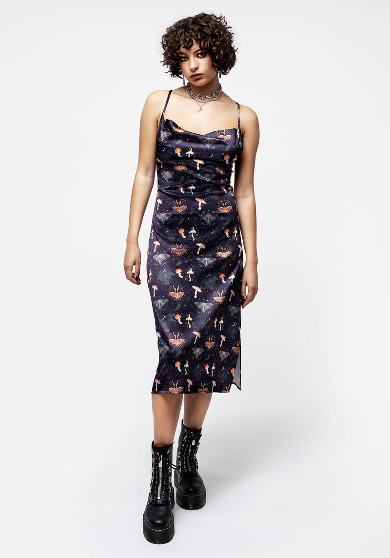 Medeina Druck Cowl Hals Satin Midi Slip Kleid
