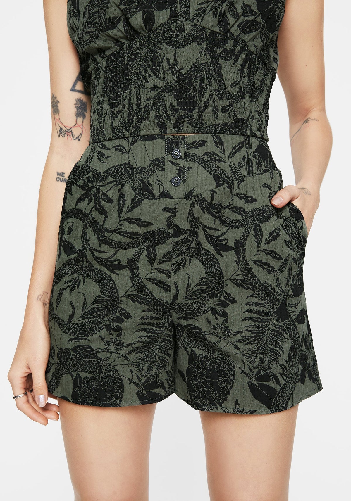 Bashe Weit Bein Shorts - Grün