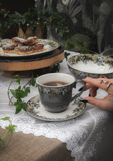 Maypole Cup Und Saucer Set