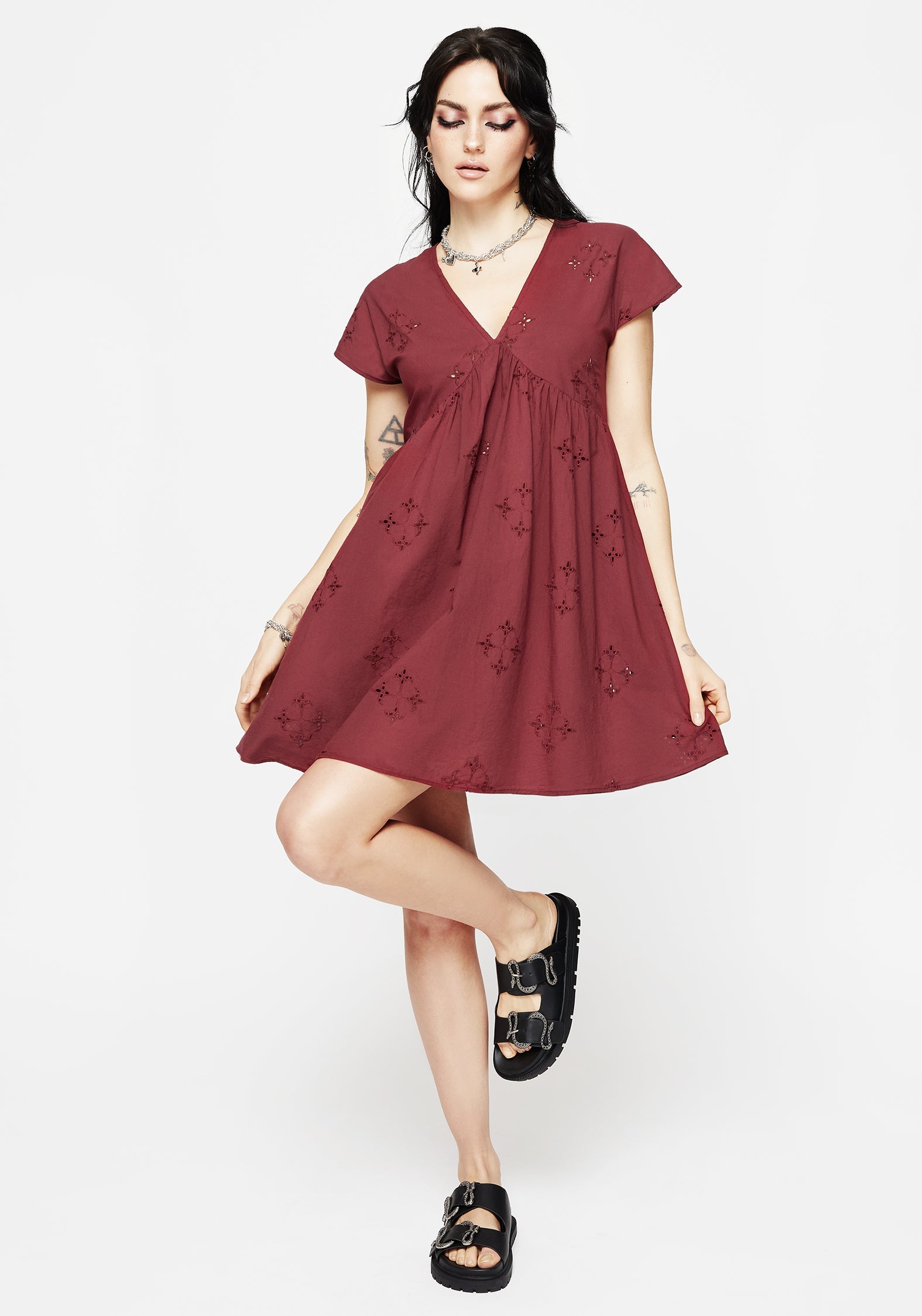 Crux Broderie Baumwolle Rüsche Mini Kleid  Rot