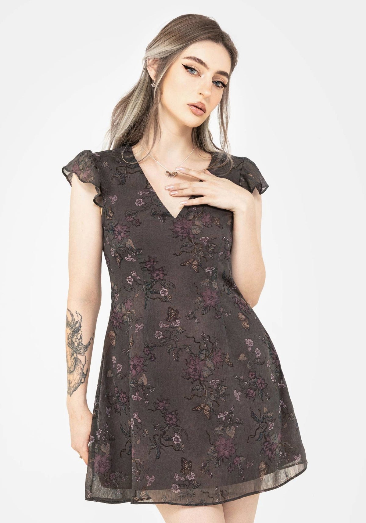Arnora Chiffon Rüsche Detail Mini Kleid