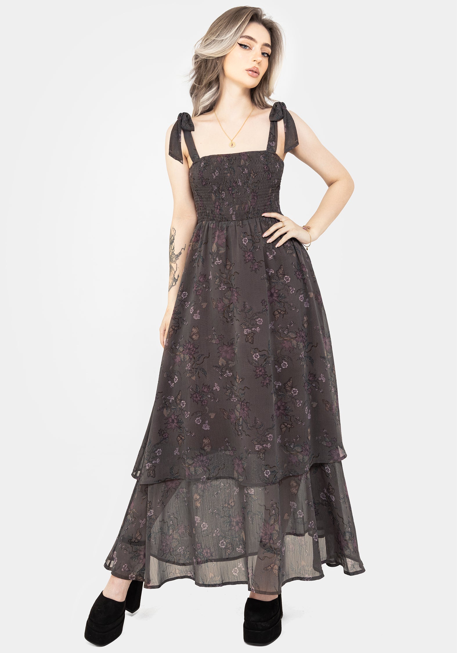 Arnora Cami Gestuft Gerafft Mieder Maxi Kleid