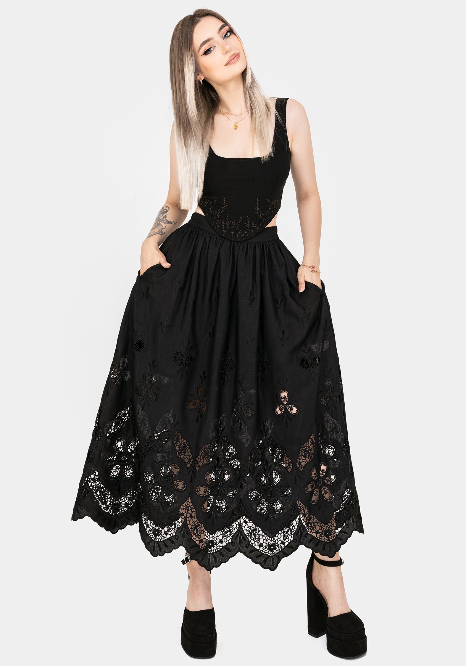 Maple Broderie Saum Maxi Rock