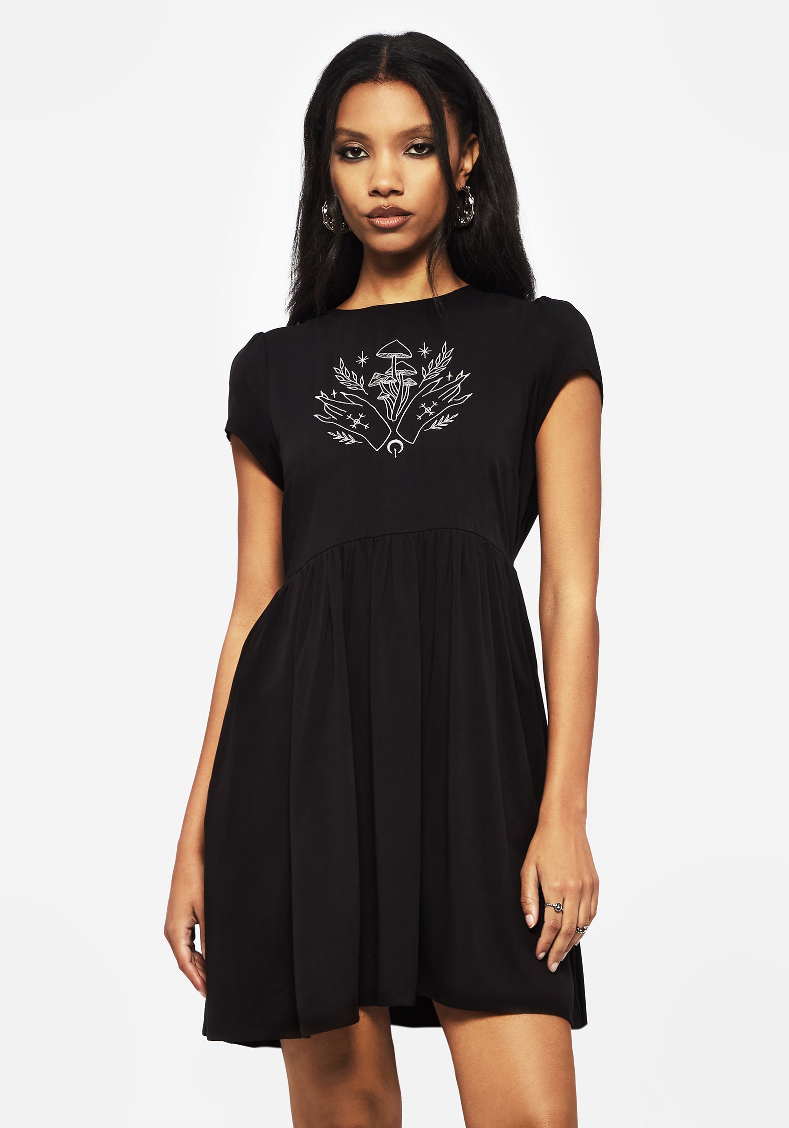 Mystify Bestickt Skater Mini Kleid
