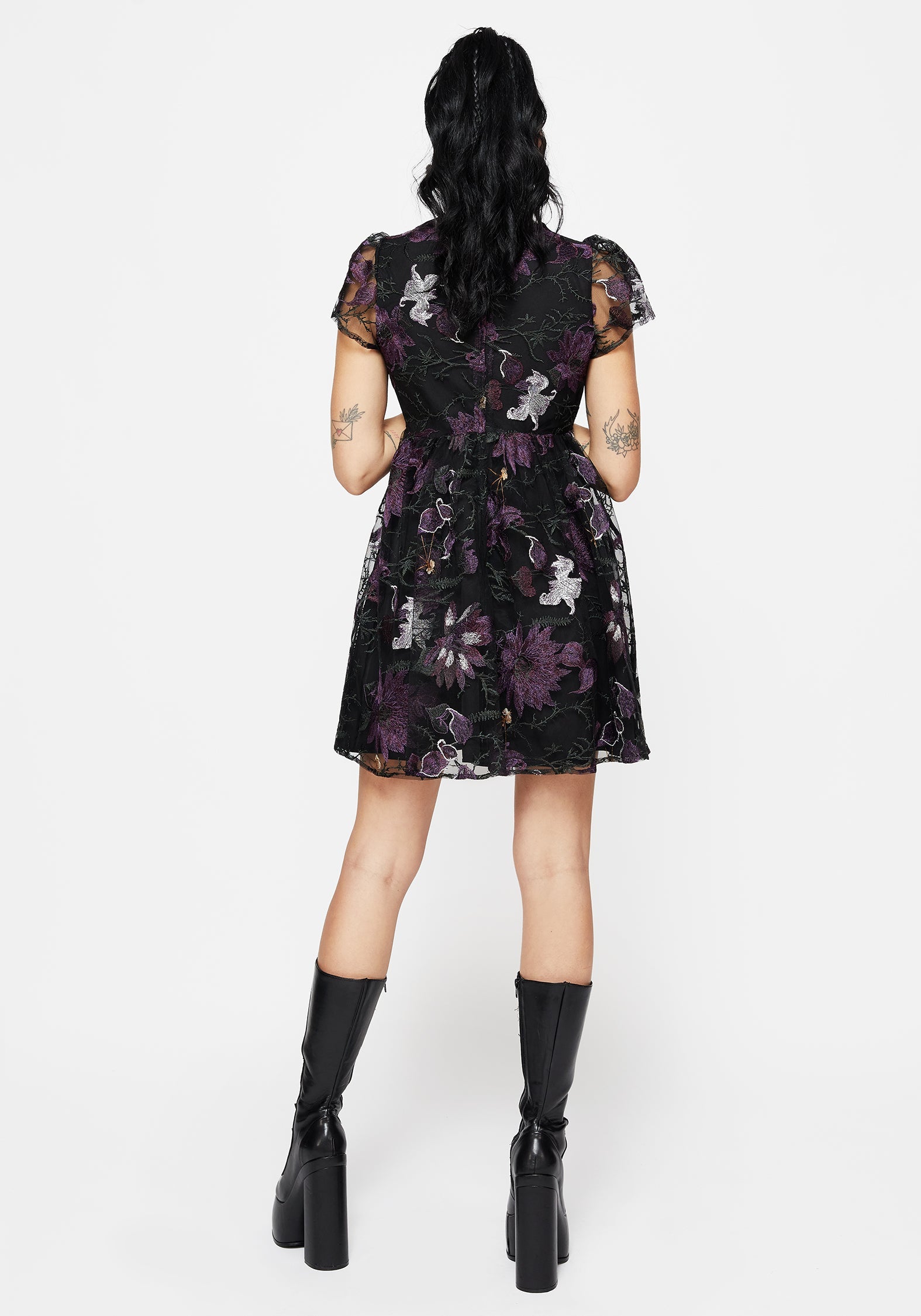 Estrid Bestickt Mesh Flöte Ärmel Mini Kleid