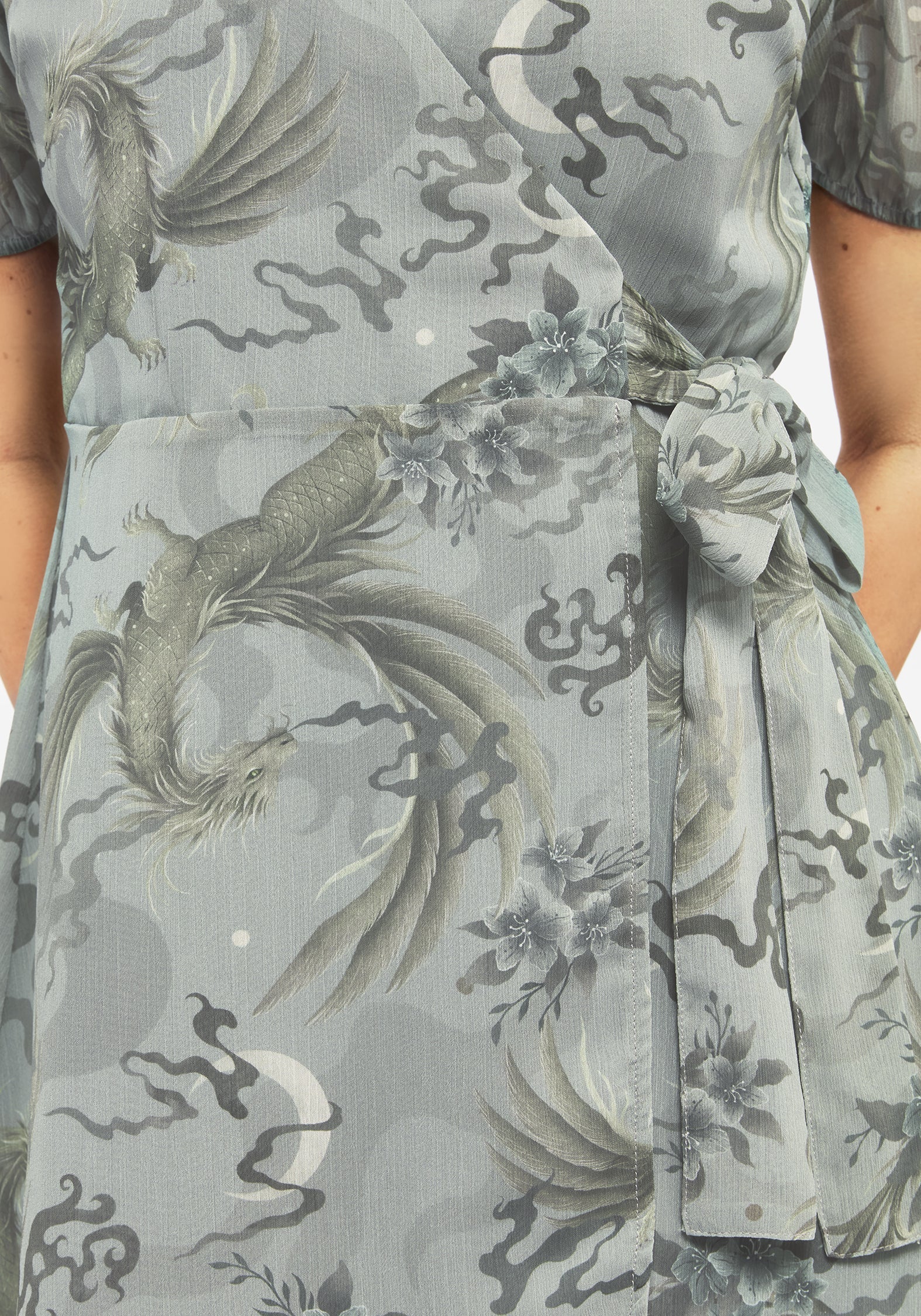 Sapphira Dragon Druck Chiffon Mini Wickel Kleid