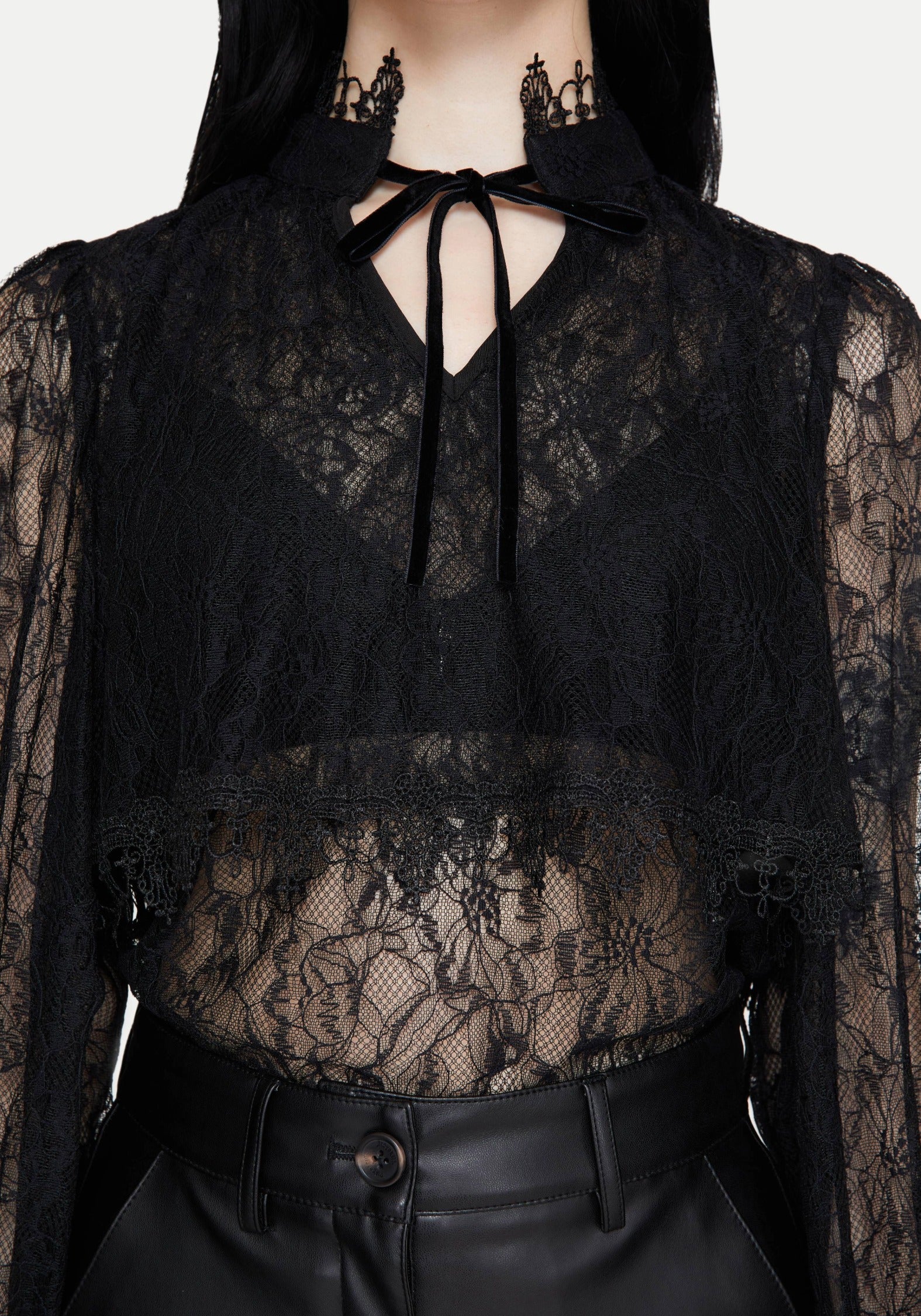 Darkwave Krawatte Hals Spitze Bluse