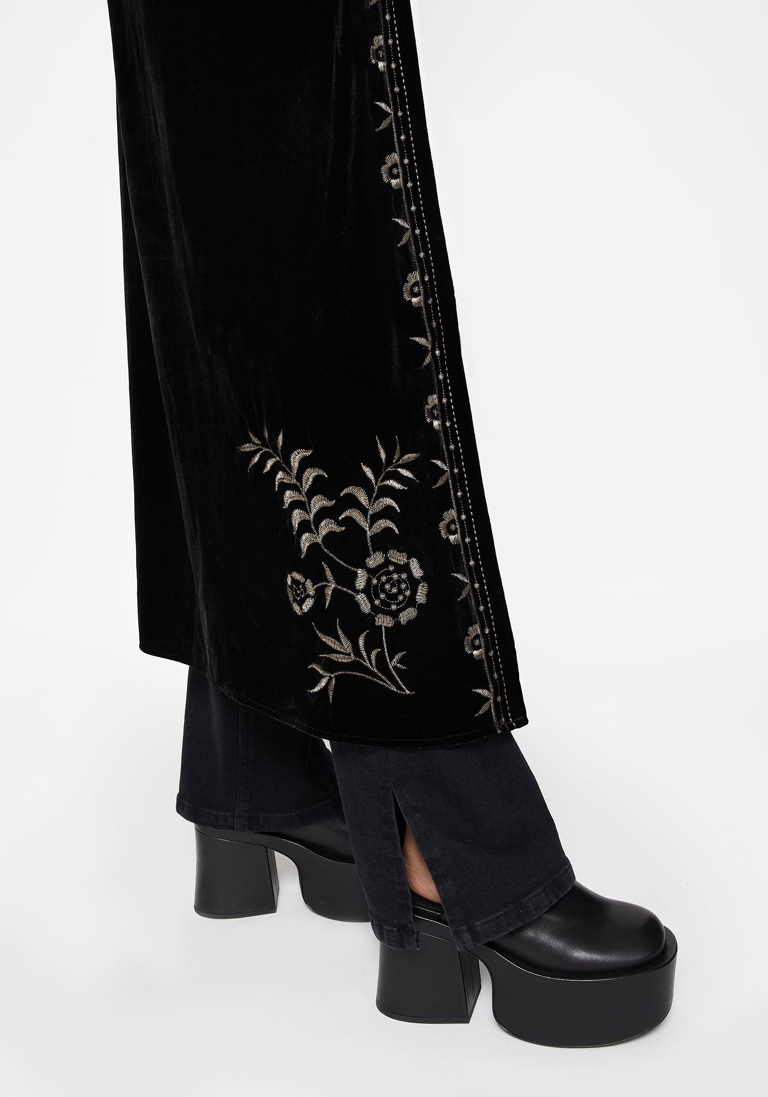 Kobra Samt Schlange Bestickt Langschnitt Kimono