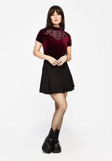 Cameo Blumenmuster Beflockt Mesh Velours Hoch Hals Top - Rot