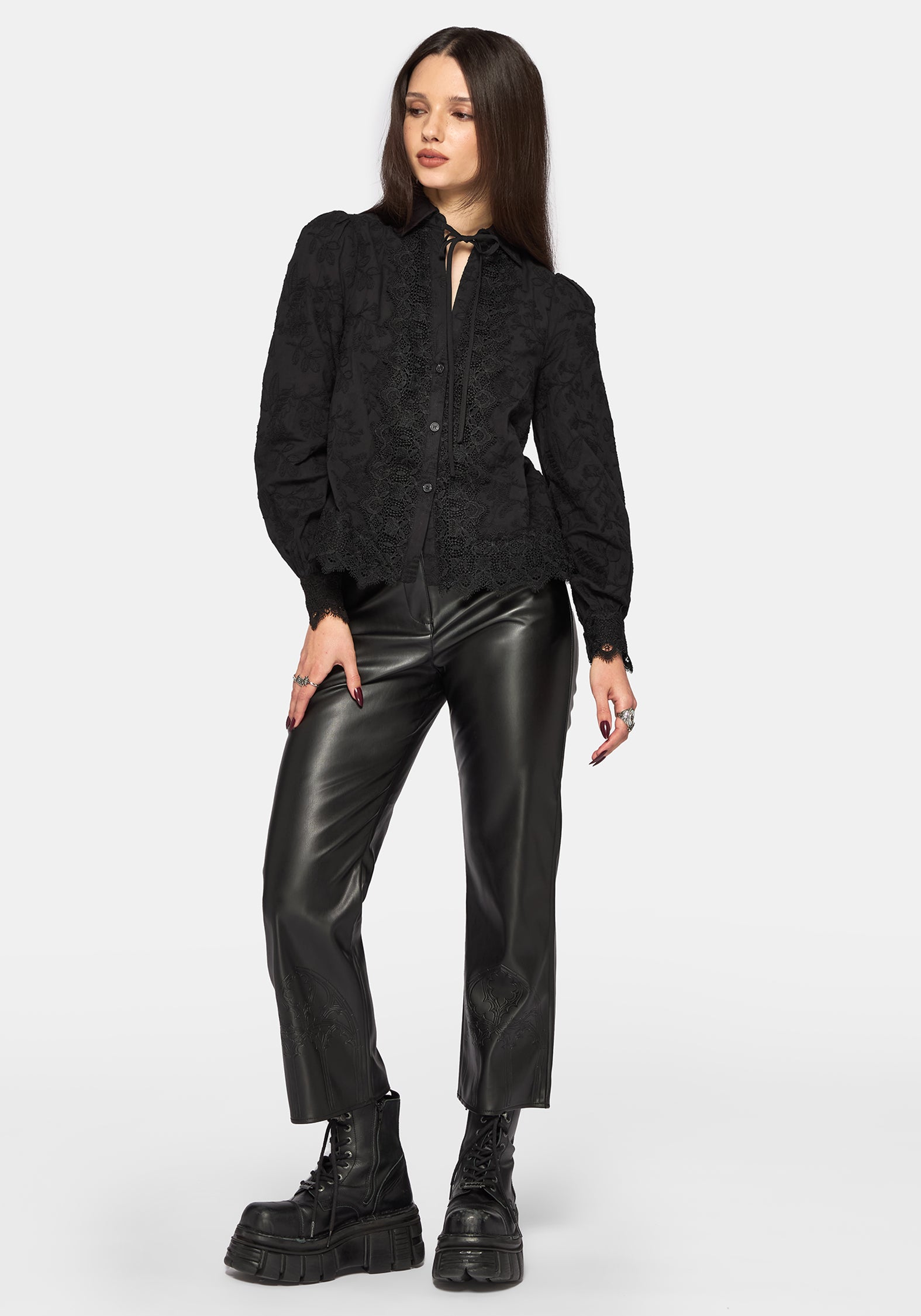 Lila Scallop Lace Open Collar Shirt