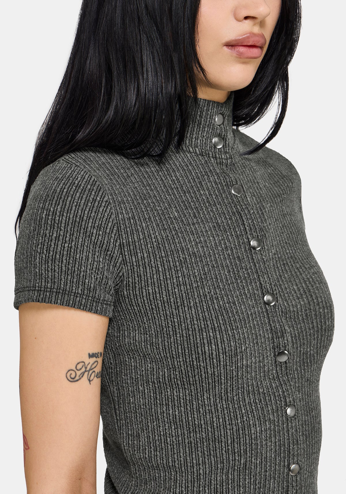 Bryony Knopf Runter Top
