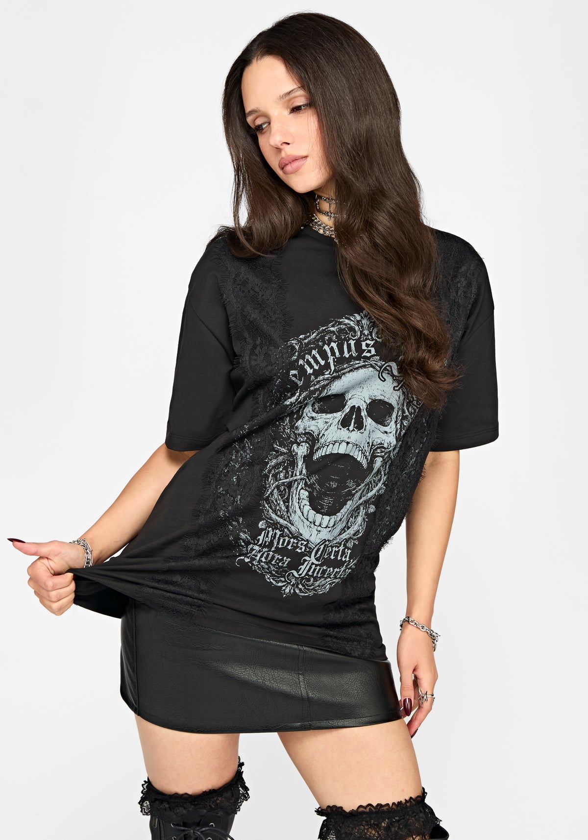 Requiem Veil Lace Oversized T-Hemd