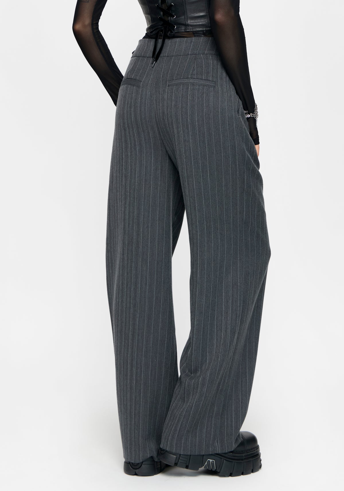 Nightingale Nadelstreifen Weites Bein Hose