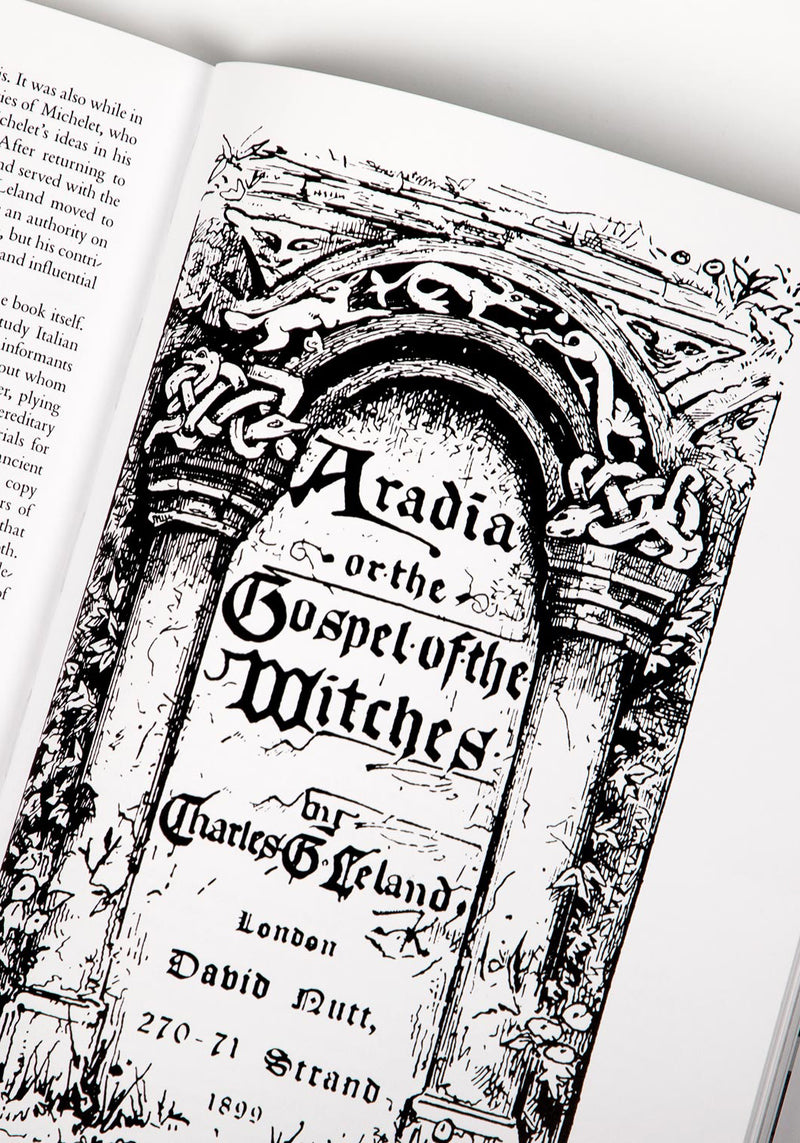 A New History Von Witchcraft :