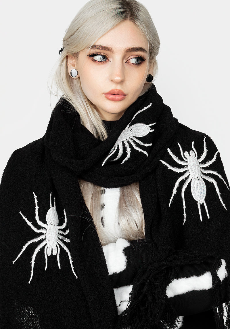 Widow Boucle Schal