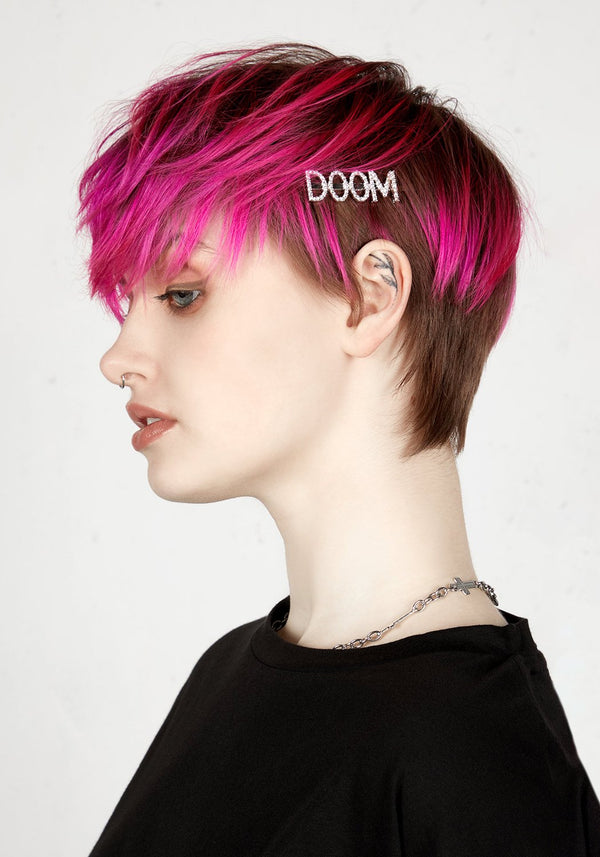 Doom Haar Clip