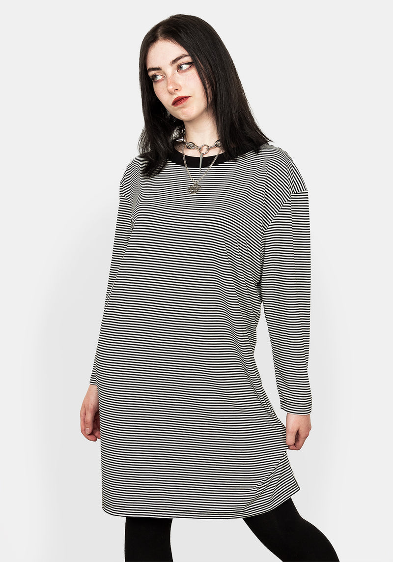 Audrey Lang Ärmel Kleid