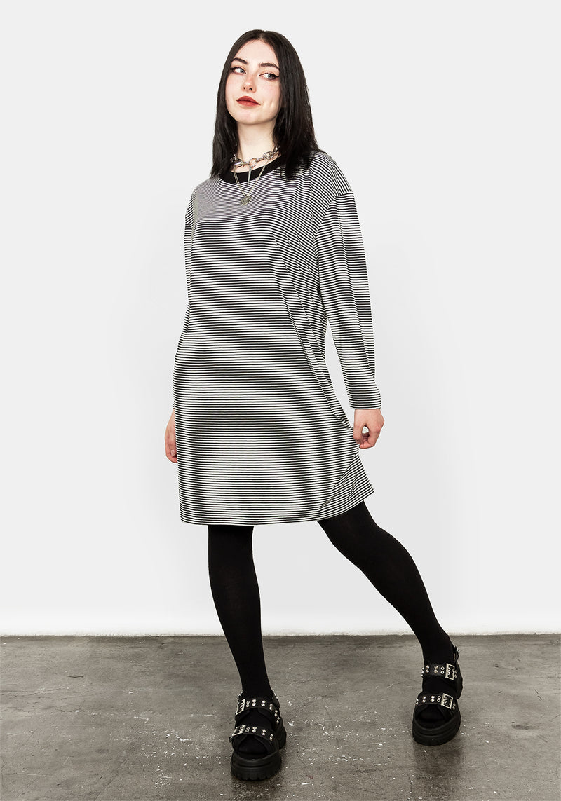 Audrey Lang Ärmel Kleid