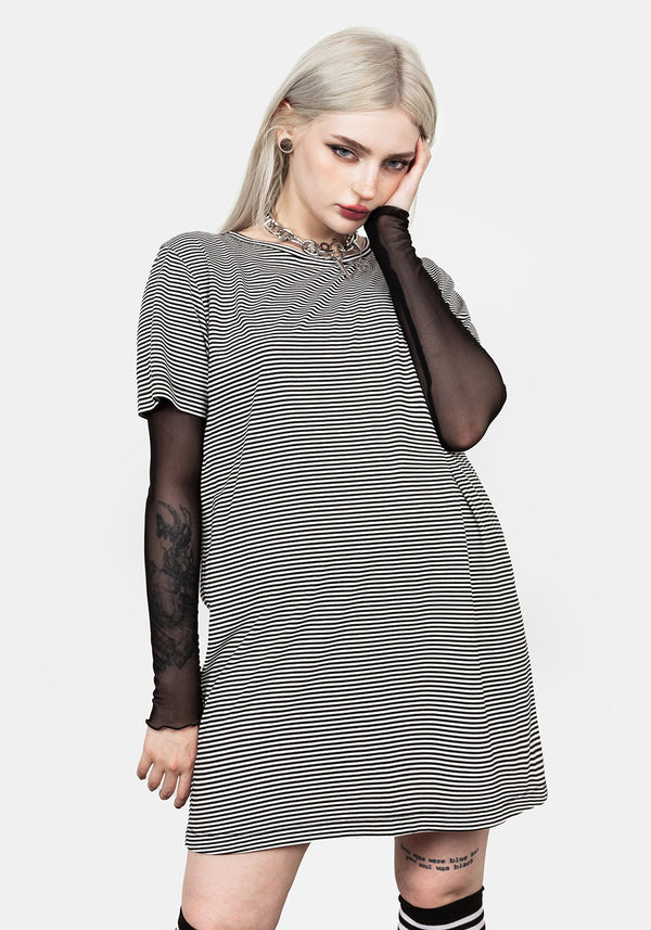 Truth T-Shirt Kleid