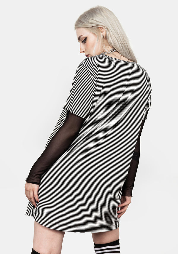 Truth T-Shirt Kleid
