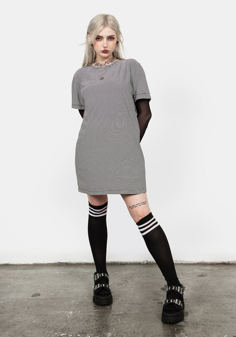 Truth T-Shirt Kleid