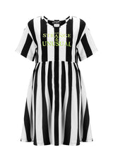 Strange Oversize Skater Kleid