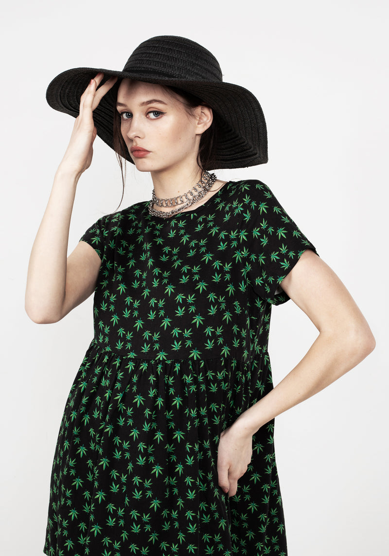 Mary Jane Rüsche Kleid