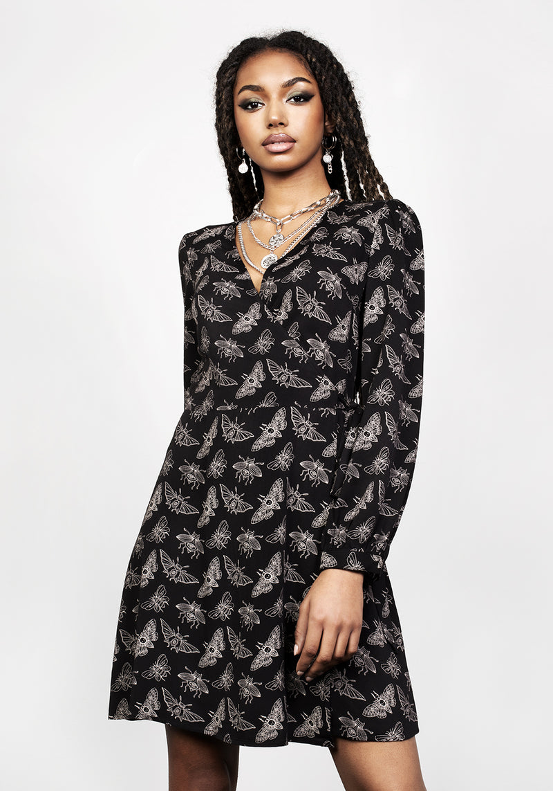 Mortmoth Wickel Mini Kleid