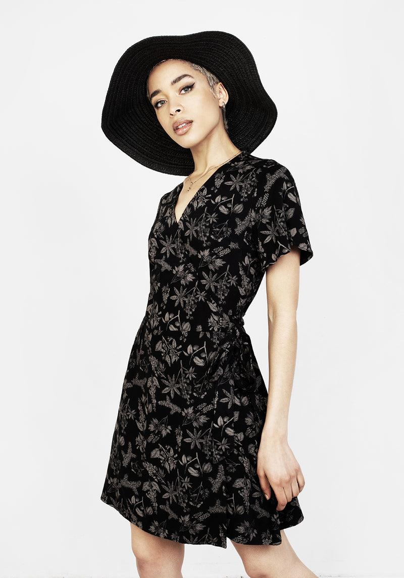 Poisonous Pflanzen Wickel Mini Kleid
