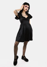 Dorian Passform Und Ausgestellt Satin Mini Kleid