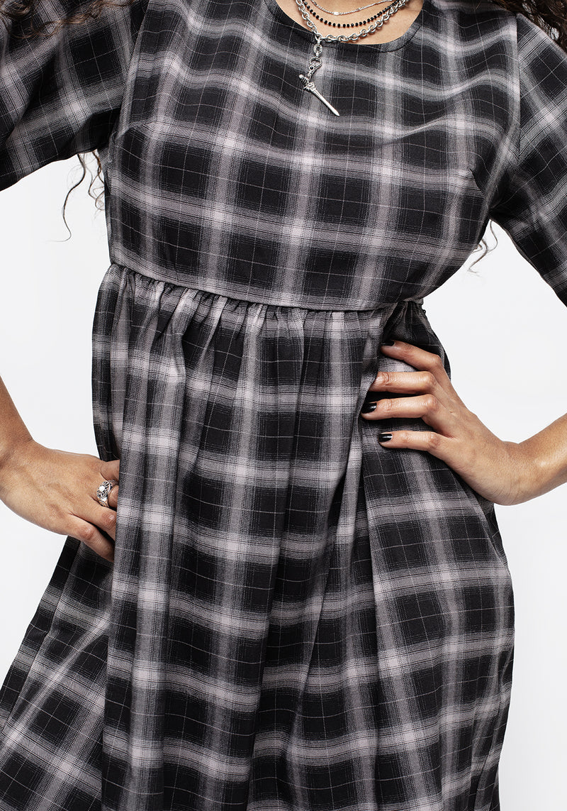 Billie Prüfen Mini Rüsche Kleid
