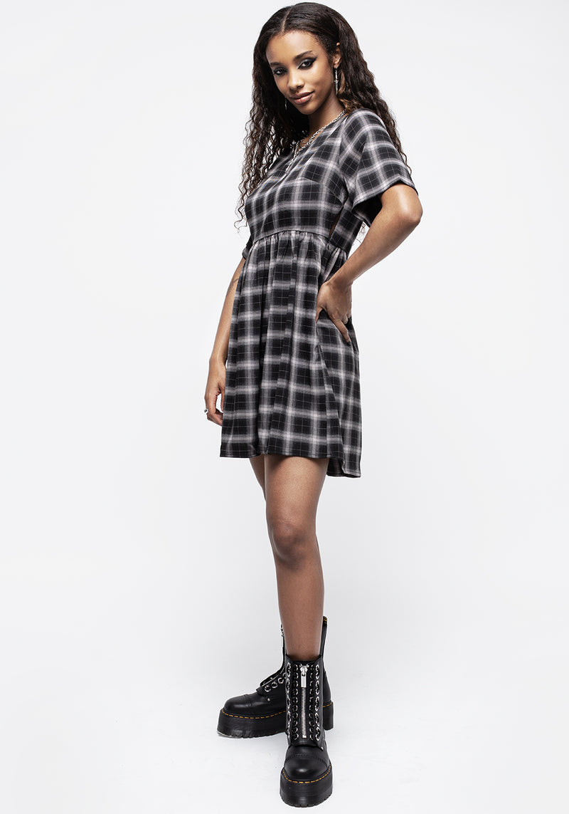 Billie Prüfen Mini Rüsche Kleid